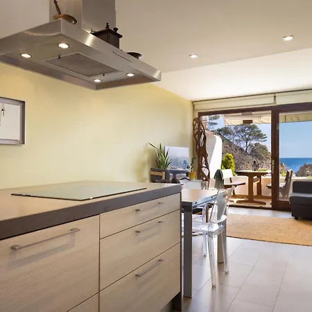 Lets Holidays Garden House In Front Of The Appartement *