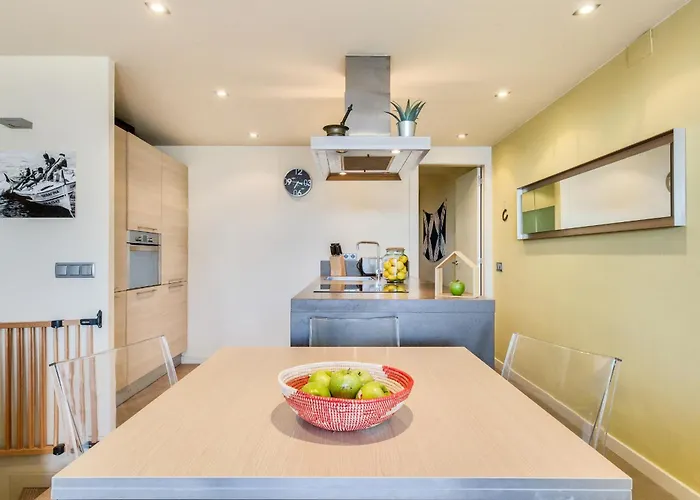 Appartement Lets Holidays Garden House In Front Of The *